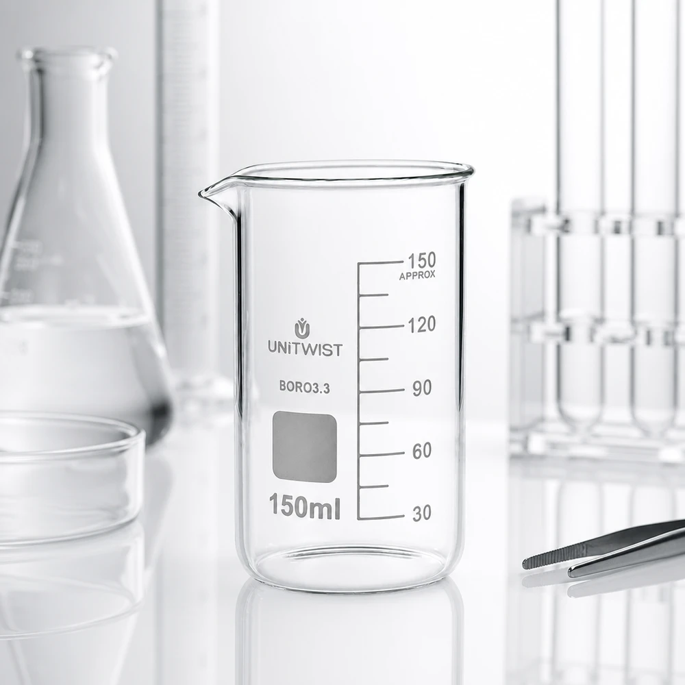 Klares Becherglas 150ml hohe Form UNITWIST Borosilikat 3.3 im professionellen Laborumfeld