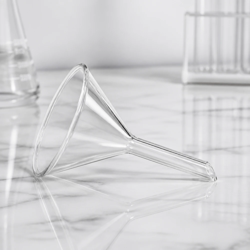 Industrietrichter aus Kalk-Soda-Glas 50mm Durchmesser für Qualitätskontrolle und Forschung